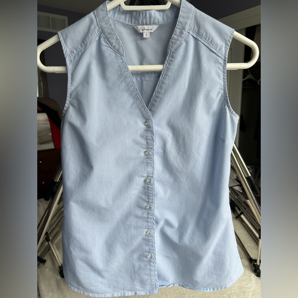 Reitmans Button up shirt